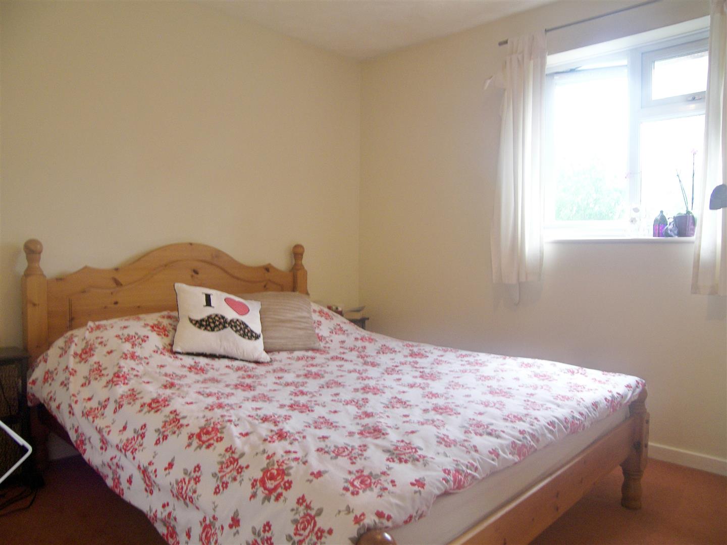 Linnet Close, Petersfield