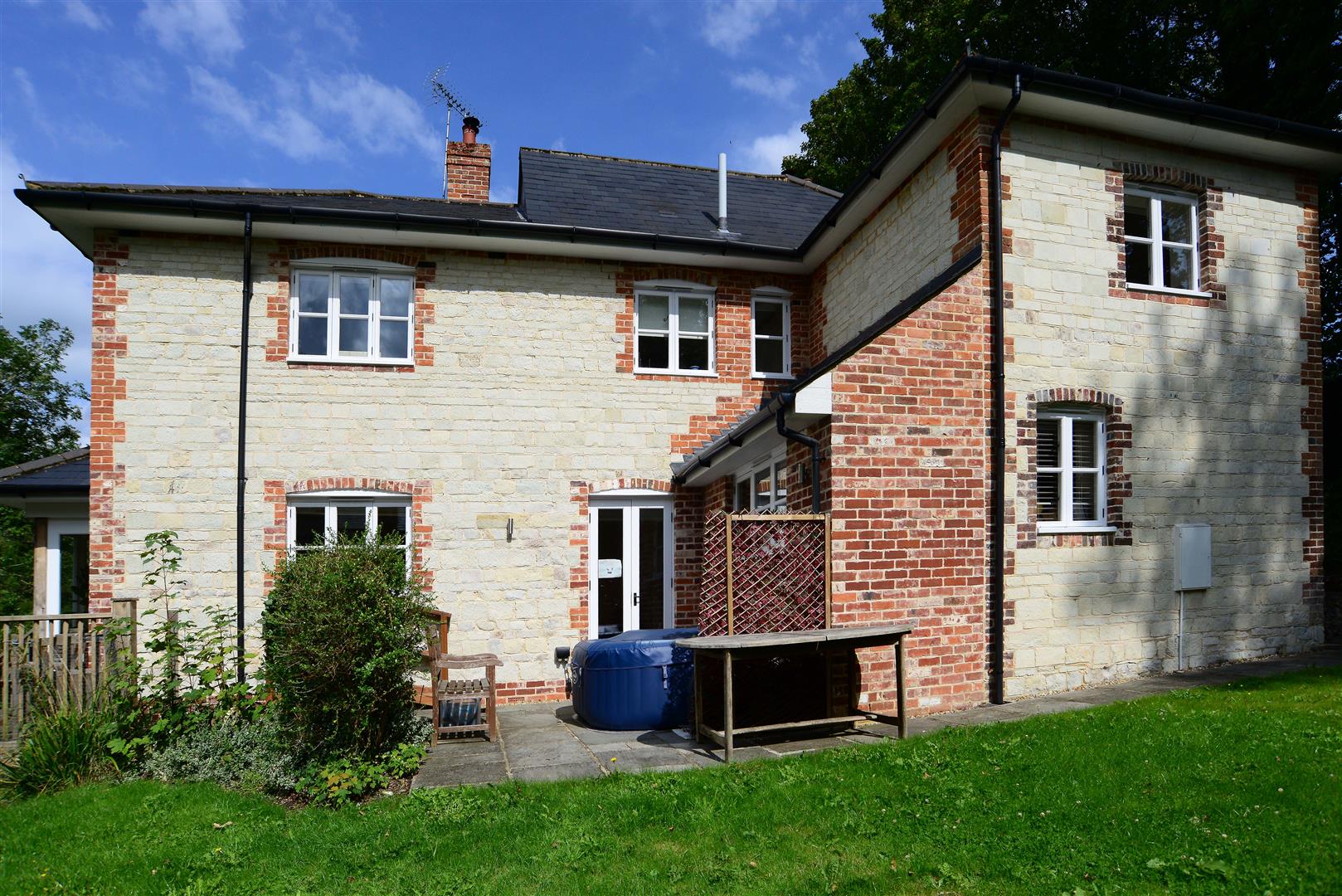 North Lane, Hampshire