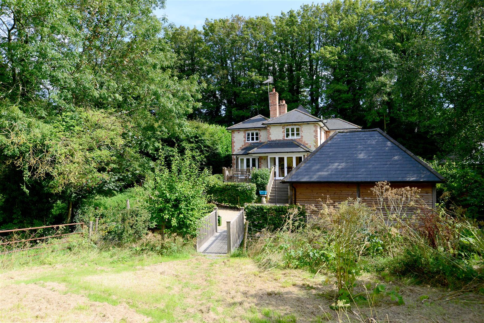 North Lane, Hampshire