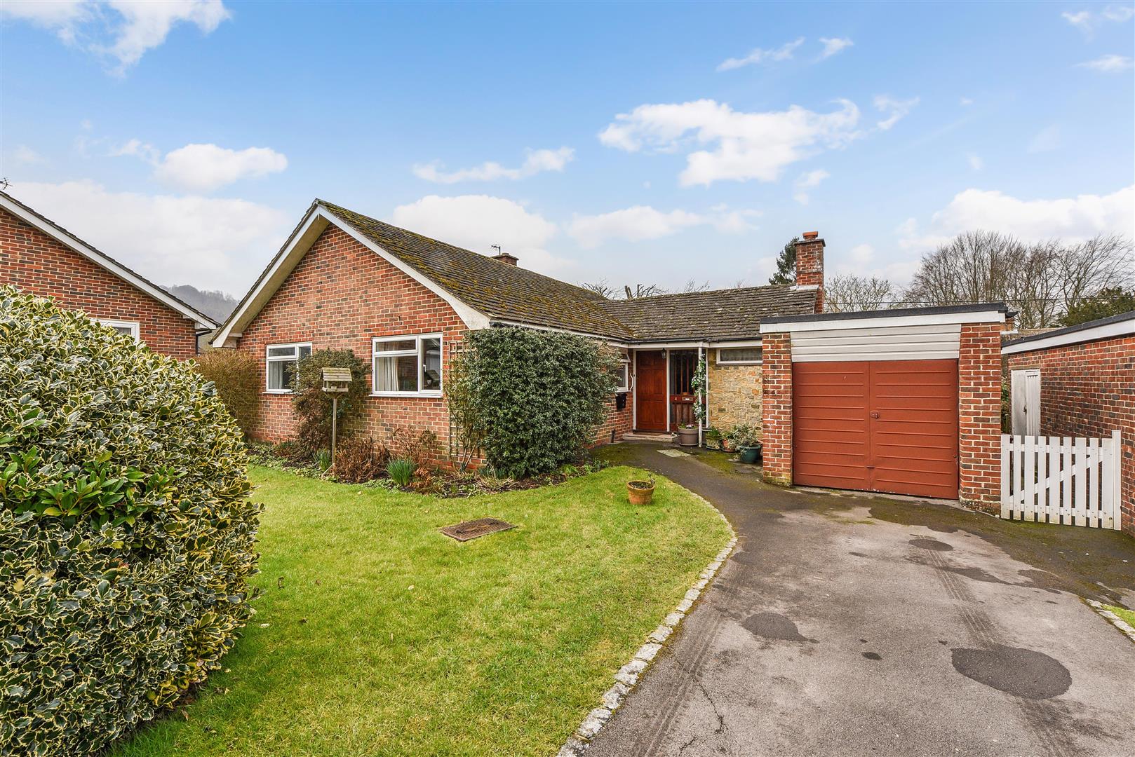 The Hop Garden, South harting Williams Of Petersfield