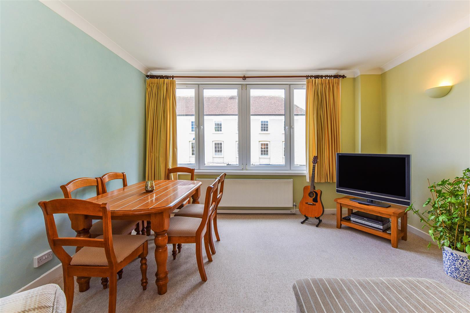 High Street, Petersfield