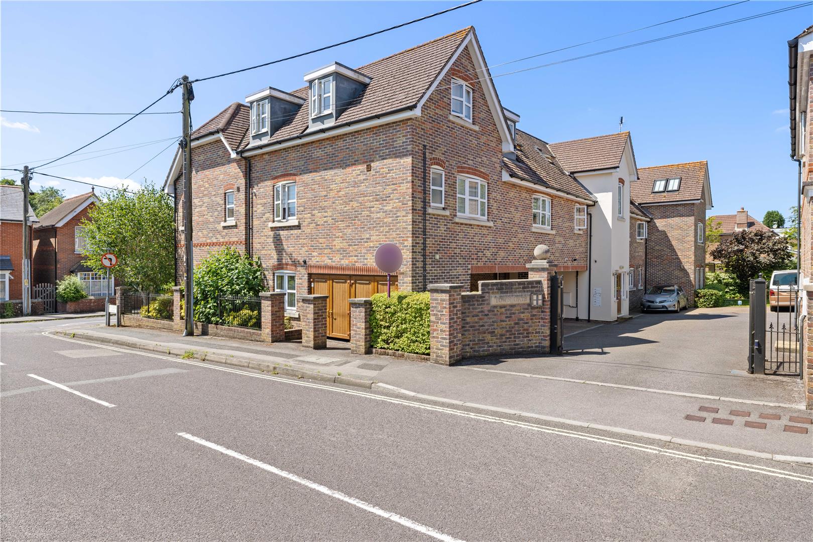20 King George Avenue, Petersfield