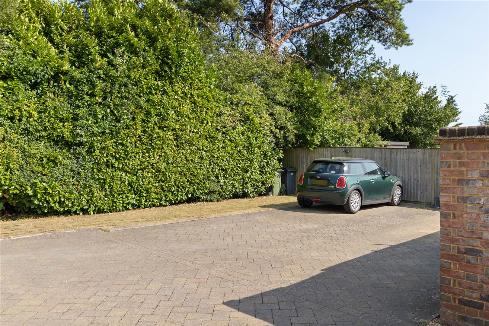 Trafalgar Rise, Clanfield