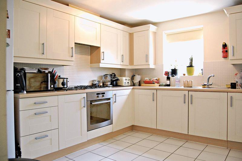 Hanbury Square, Petersfield