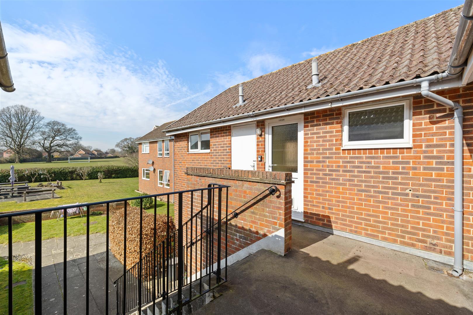 Moggs Mead, Petersfield