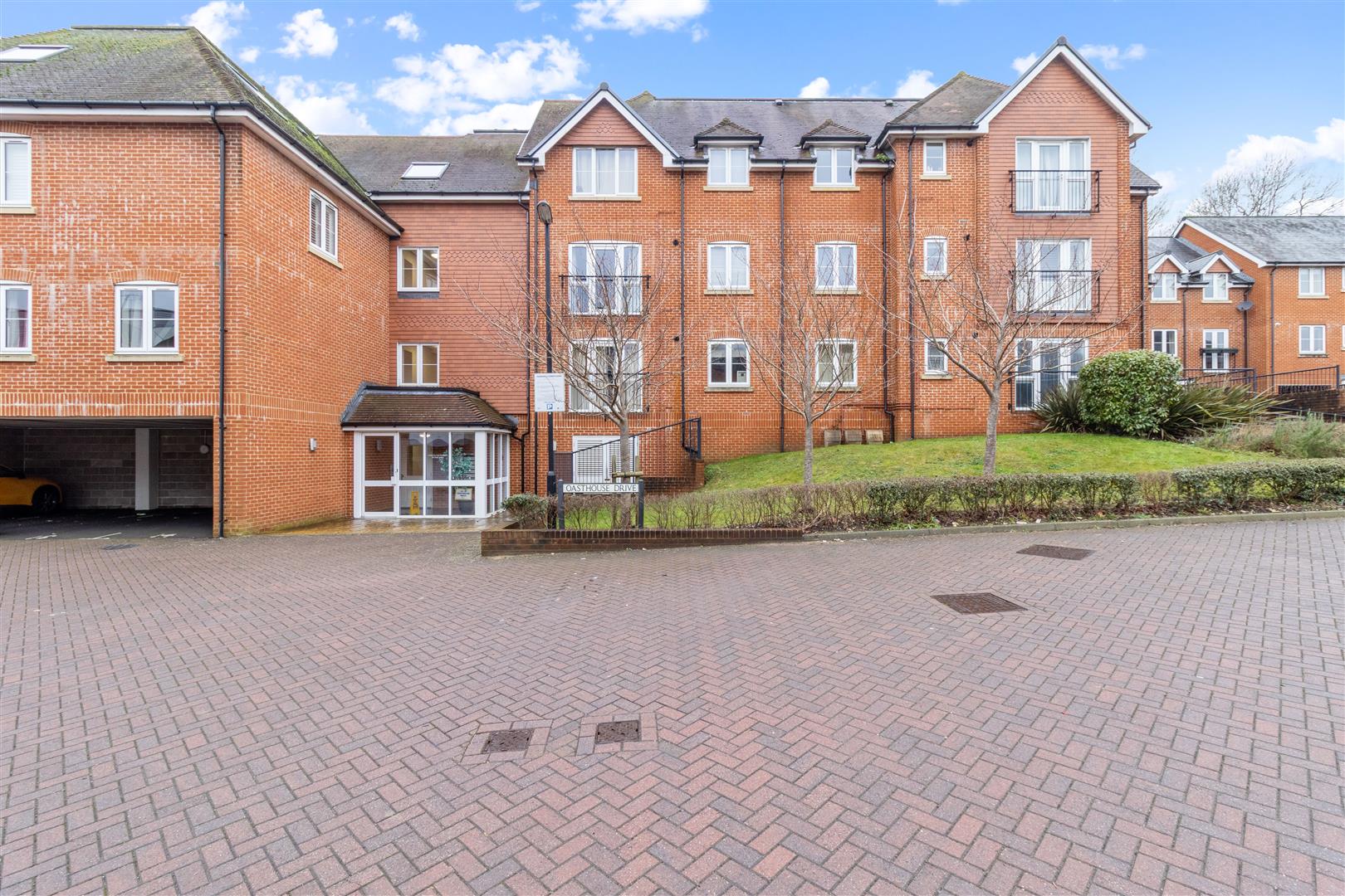 Oasthouse Drive, Waterlooville