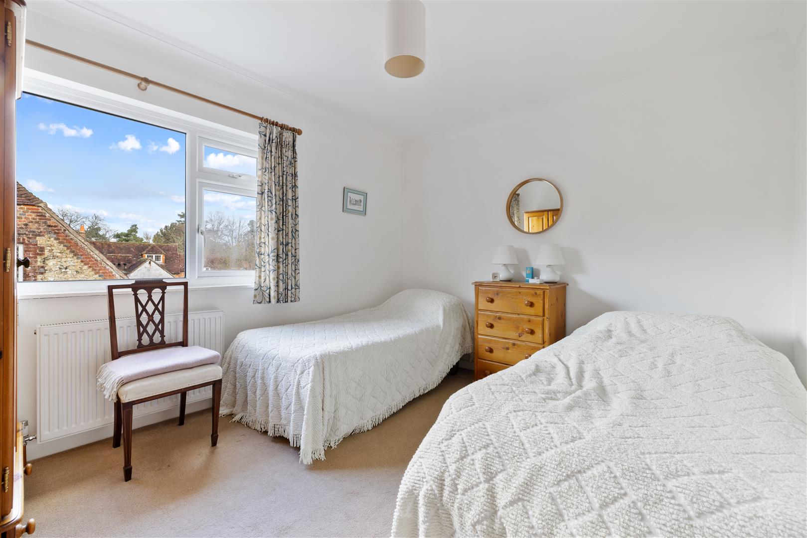 Russell Way, Petersfield