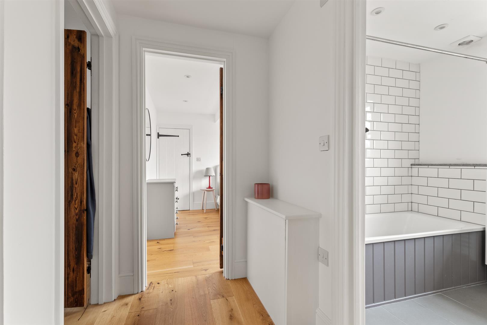 The Square, Petersfield