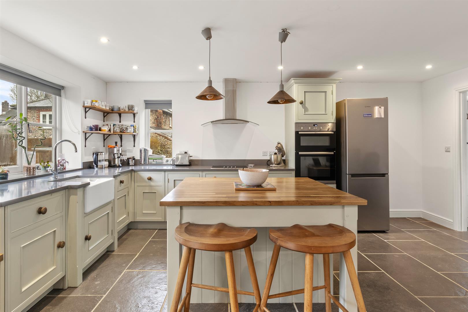 The Square, Petersfield