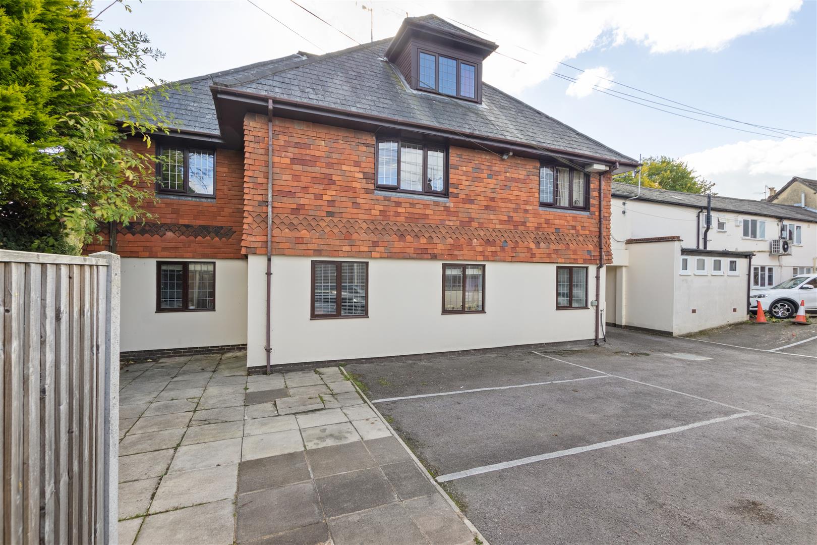 Park Court, Petersfield