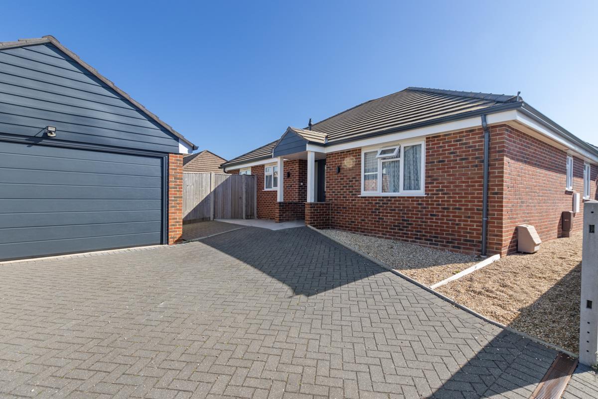 Claire Gardens, Waterlooville