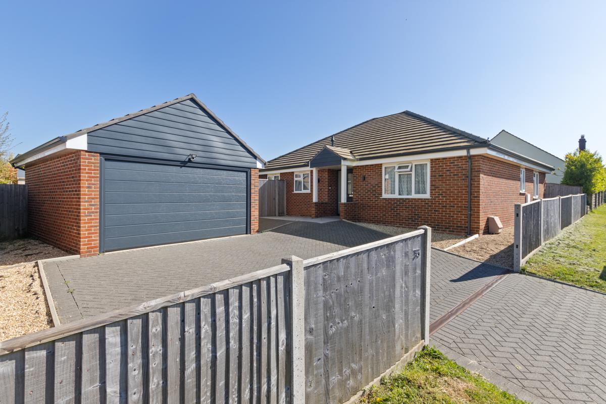 Claire Gardens, Waterlooville