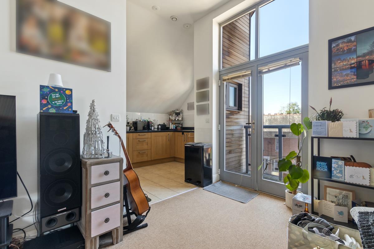 5 Charles Street, Petersfield