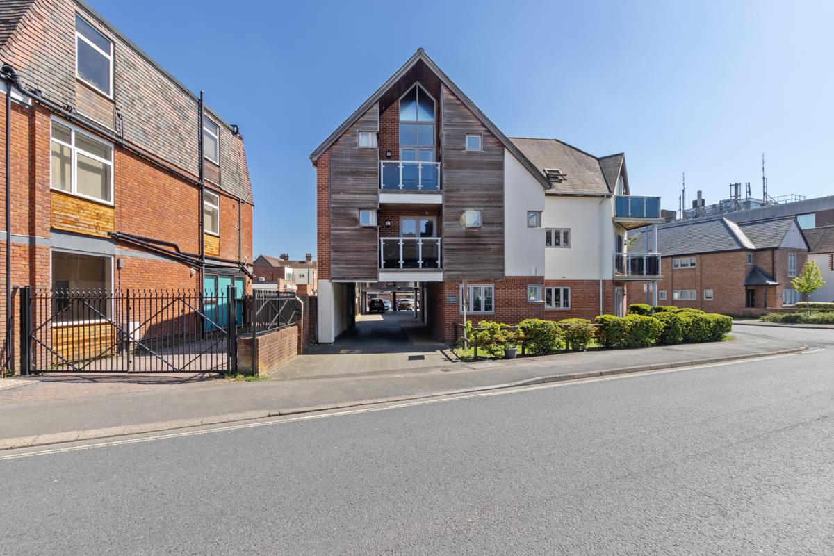 5 Charles Street, Petersfield