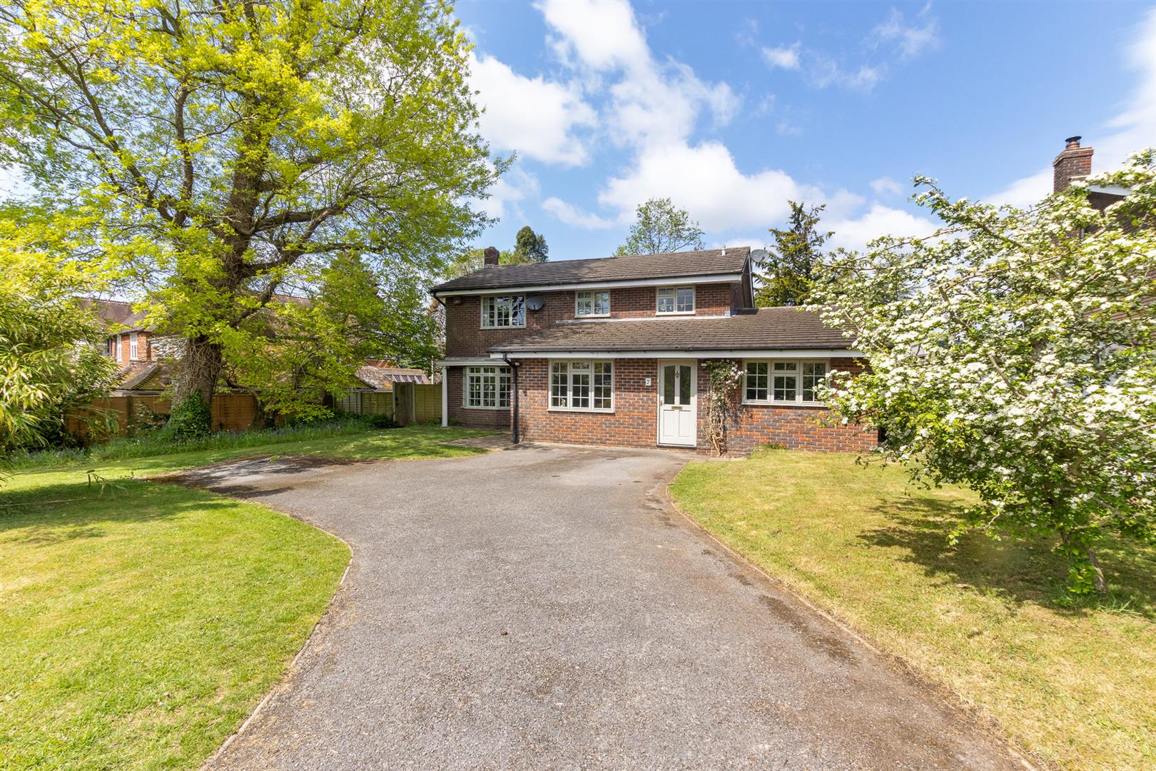 The Ridings, Liss