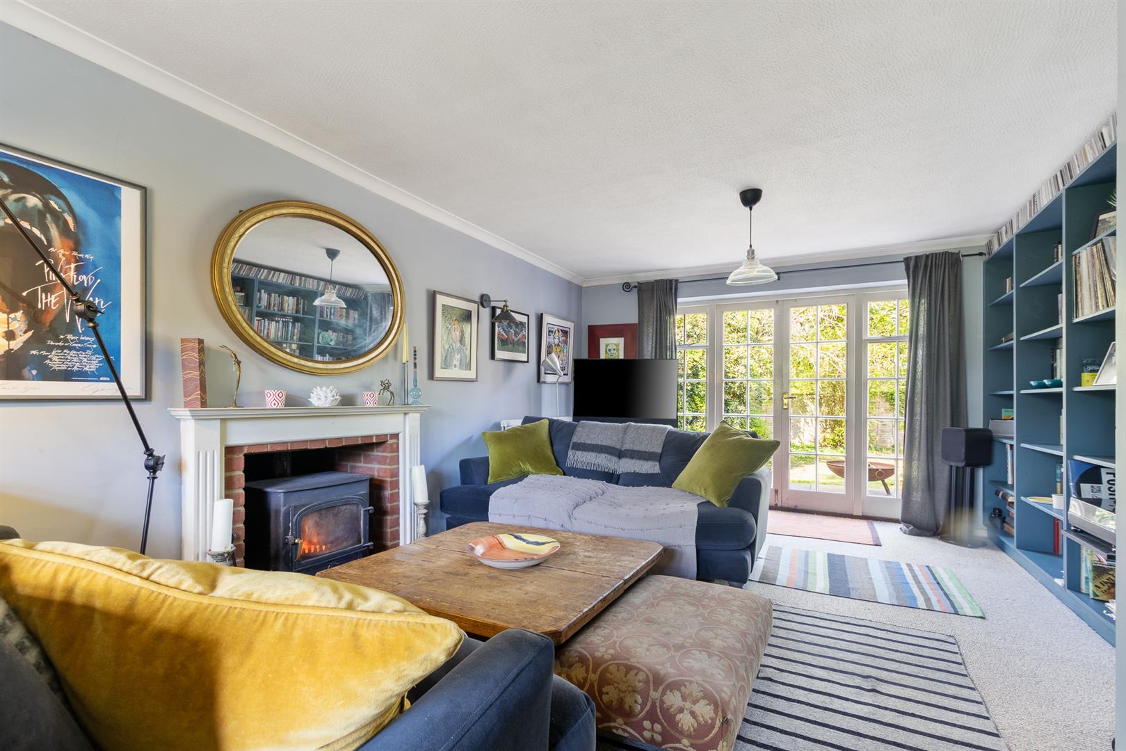 The Ridings, Liss