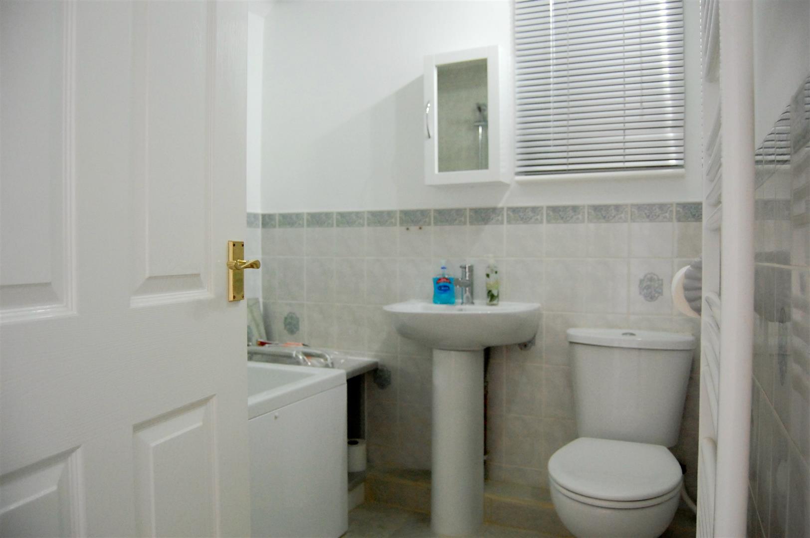 Winton Court, Petersfield
