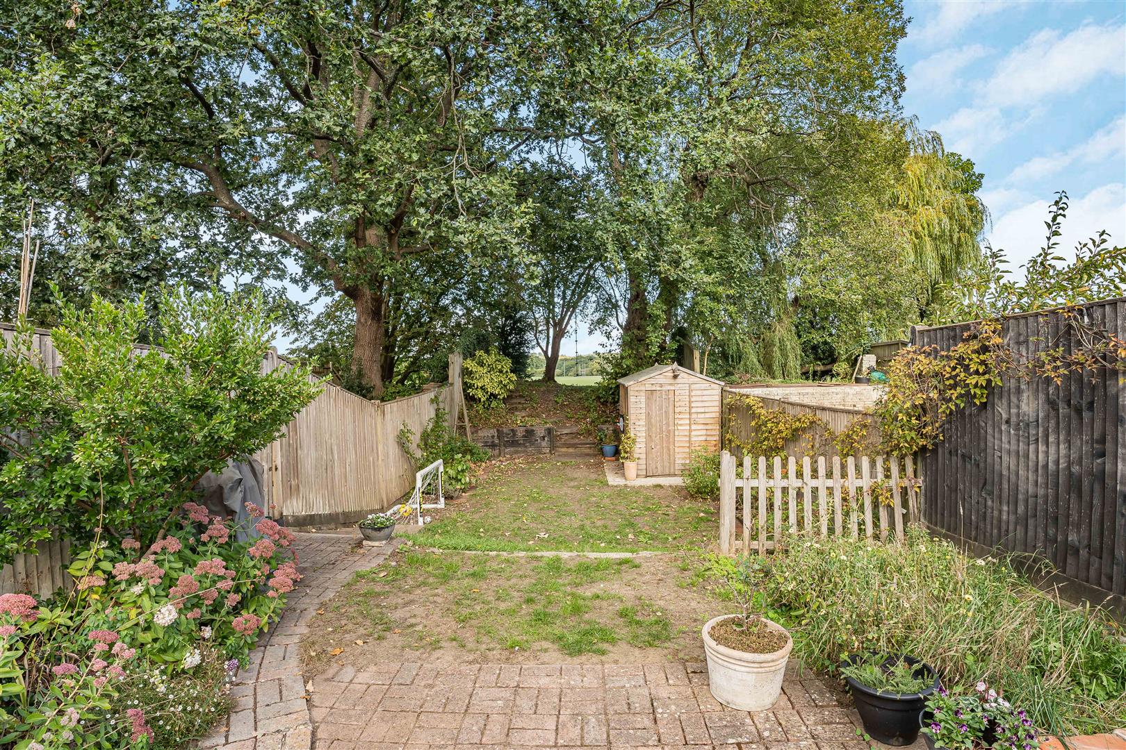 Clare Gardens, Petersfield