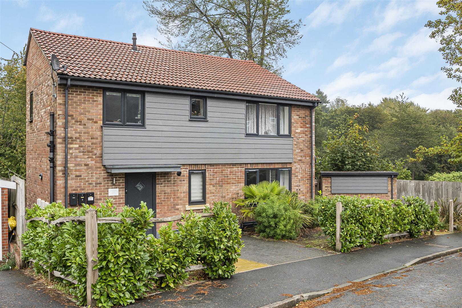 Meadow Way, Liphook