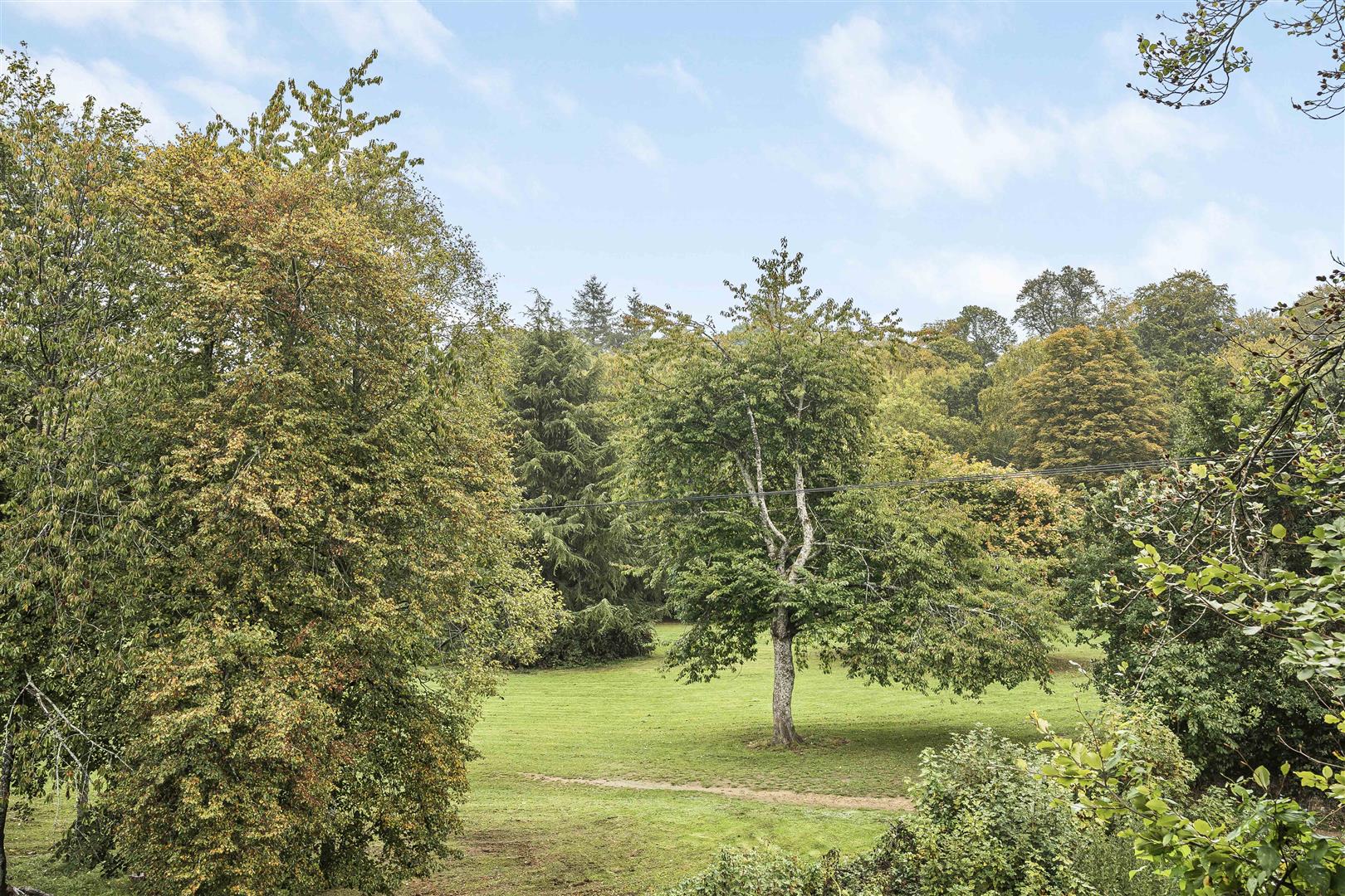 Meadow Way, Liphook