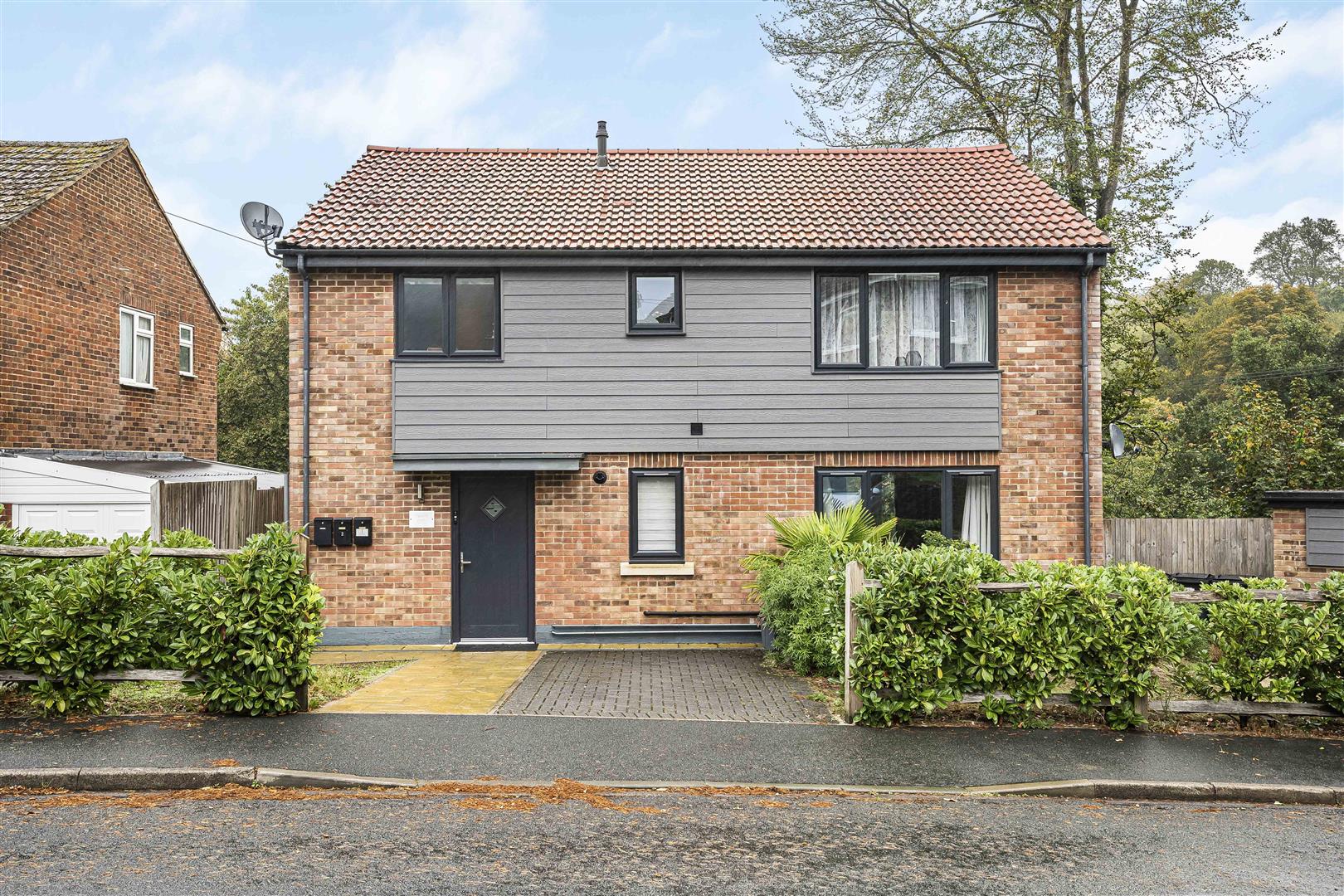 Meadow Way, Liphook